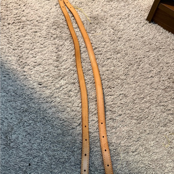 Louis Vuitton bucket bag strap B43 - Picture 4 of 6